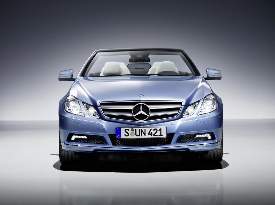  Mercedes-Benz E-Class Cabriolet 2011 года  (фото 35 из 108)